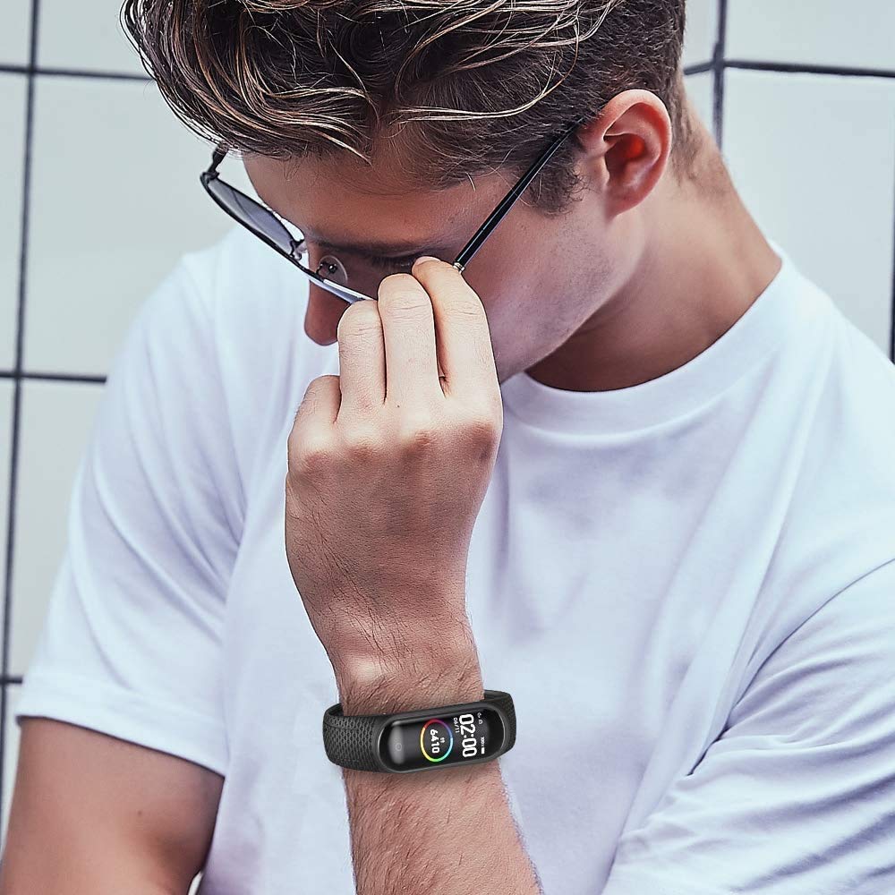 Sounce Adjustable Xiaomi Mi Band 3/ Mi Band 4 Watch Silicone Strap Band (Not Compatible with Mi Band 1/2)